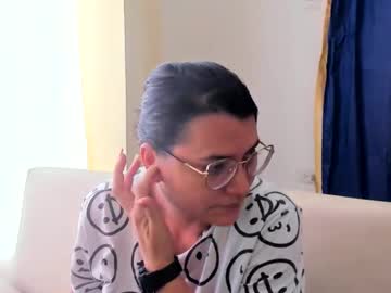 Marilyn_Garcia Chaturbate stream image from February 19, 2025