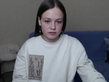 Nensi_Sweet Chaturbate stream image from February 19, 2025