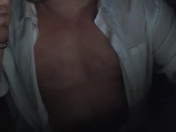 Elpeladilla Chaturbate stream image from February 19, 2025