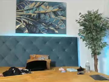Elza28 Chaturbate stream image from February 19, 2025