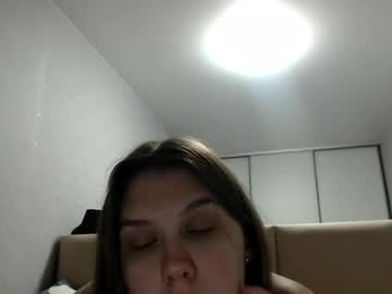 Firststarsara Chaturbate stream image from February 19, 2025