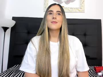 Hannaa86 Chaturbate stream image from February 19, 2025