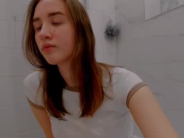 Internetsexplorer Chaturbate stream image from February 19, 2025