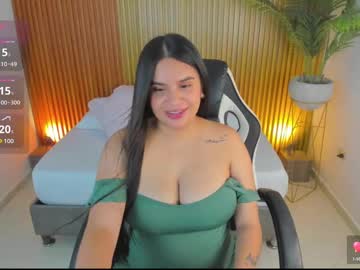 Maite_Saens_ Chaturbate stream image from February 19, 2025