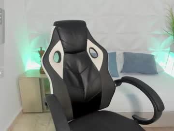 Mariangel16_ Chaturbate stream image from February 19, 2025