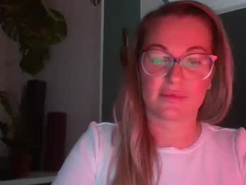 Onive01 Chaturbate stream image from February 19, 2025