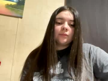 Sadine2025 Chaturbate stream image from February 19, 2025