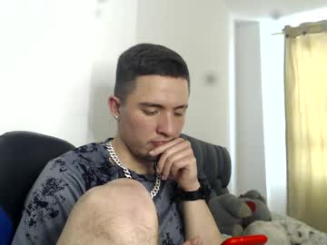 Sextinger Chaturbate stream image from February 19, 2025