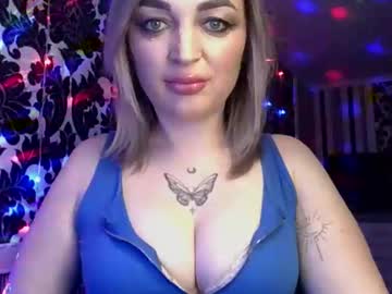 Craving_Your_Attention Chaturbate stream image from February 19, 2025
