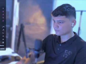Evhan_Play Chaturbate stream image from February 19, 2025