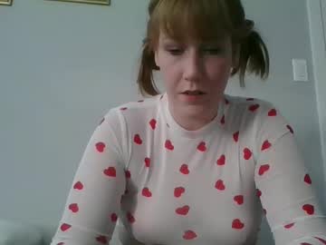 Gingersnaplovexo Chaturbate stream image from February 19, 2025
