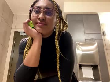 Lovecle0 Chaturbate stream image from February 19, 2025