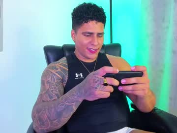 Maximoscott_ Chaturbate stream image from February 19, 2025
