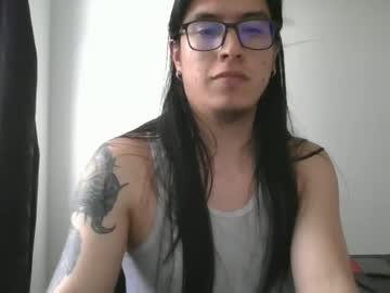 Polla322 Chaturbate stream image from February 19, 2025