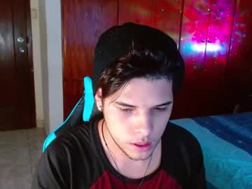 Slogan_30 Chaturbate stream image from February 19, 2025