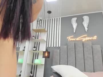 Sophie__Hills Chaturbate stream image from February 19, 2025