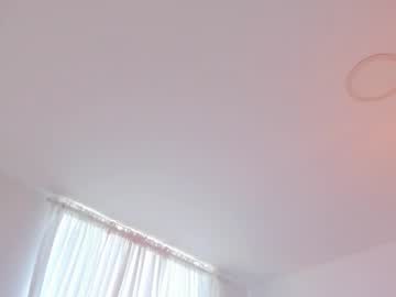 Celia_Dubois Chaturbate stream image from February 19, 2025