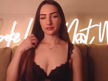 Frora08 Chaturbate stream image from February 19, 2025