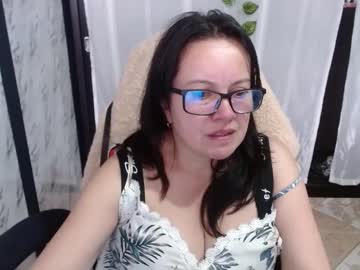 Mature_Wolf Chaturbate stream image from February 19, 2025