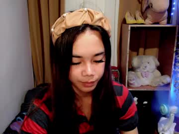 Moonlight_Aura Chaturbate stream image from February 19, 2025