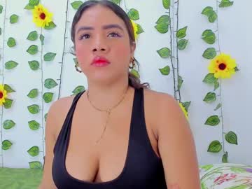 Zarablazze Chaturbate stream image from February 19, 2025