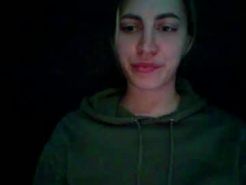 Alisaholt Chaturbate stream image from February 19, 2025