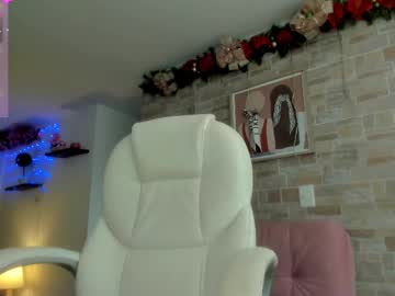 Allysonswwan17 Chaturbate stream image from February 19, 2025