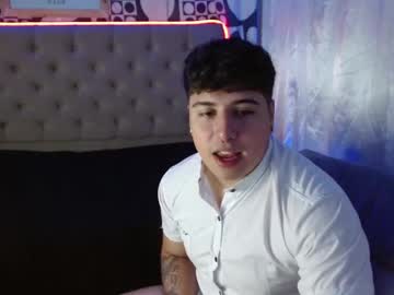 Andybier Chaturbate stream image from February 19, 2025