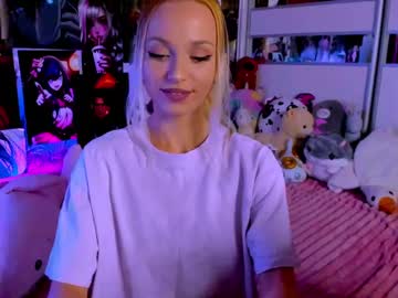 Cuttie_Ponyy Chaturbate stream image from February 19, 2025