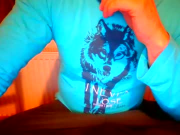 Frank84848 Chaturbate stream image from February 19, 2025