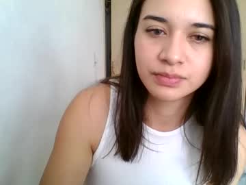 Irinai00 Chaturbate stream image from February 19, 2025