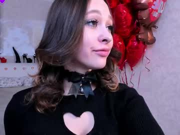 Karolineneuer Chaturbate stream image from February 19, 2025