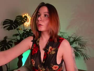 Purple_Opal Chaturbate stream image from February 19, 2025