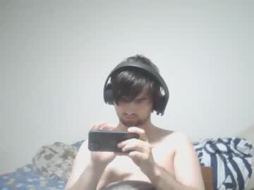Vygrax Chaturbate stream image from February 19, 2025