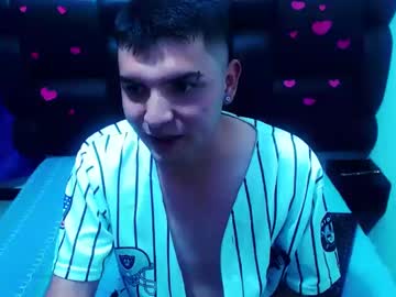 Xxxsantibigasssexyxxx Chaturbate stream image from February 19, 2025