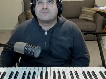 Aaroleplayer Chaturbate stream image from February 19, 2025