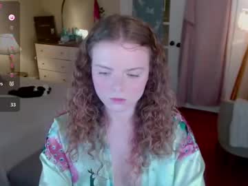 Knowlita Chaturbate stream image from February 19, 2025