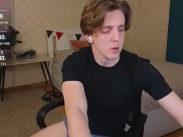 Oliver_Travis Chaturbate stream image from February 20, 2025