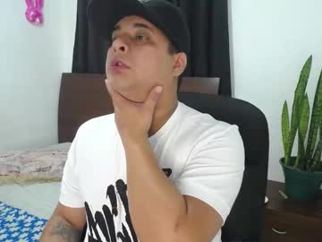 Wanda_Ember Chaturbate stream image from February 20, 2025