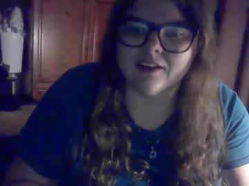 Crystalizzzee Chaturbate stream image from February 20, 2025