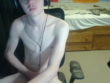 Femboyangel Chaturbate stream image from February 20, 2025