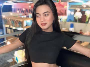Kisha_Smiles Chaturbate stream image from February 20, 2025