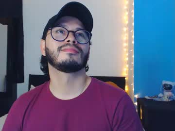 Liamcastro28 Chaturbate stream image from February 20, 2025