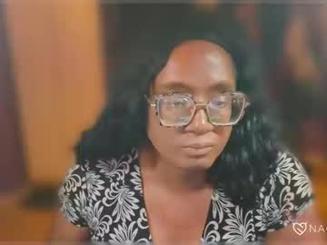 Naomifux Chaturbate stream image from February 20, 2025