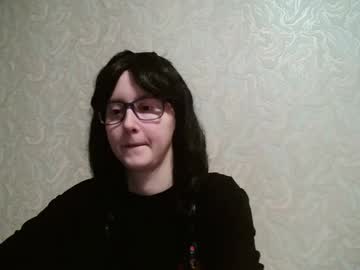 Amomira Chaturbate stream image from February 20, 2025