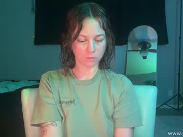 Ellaehh Chaturbate stream image from February 20, 2025