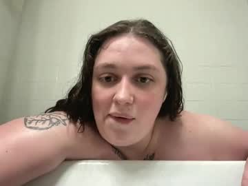 Honeybabe111 Chaturbate stream image from February 20, 2025