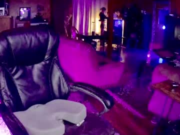 Lemon_Stealing_Whore Chaturbate stream image from February 20, 2025