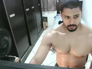 Brianaries Chaturbate stream image from February 20, 2025