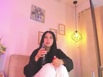 Chantall_Valkoba Chaturbate stream image from February 20, 2025
